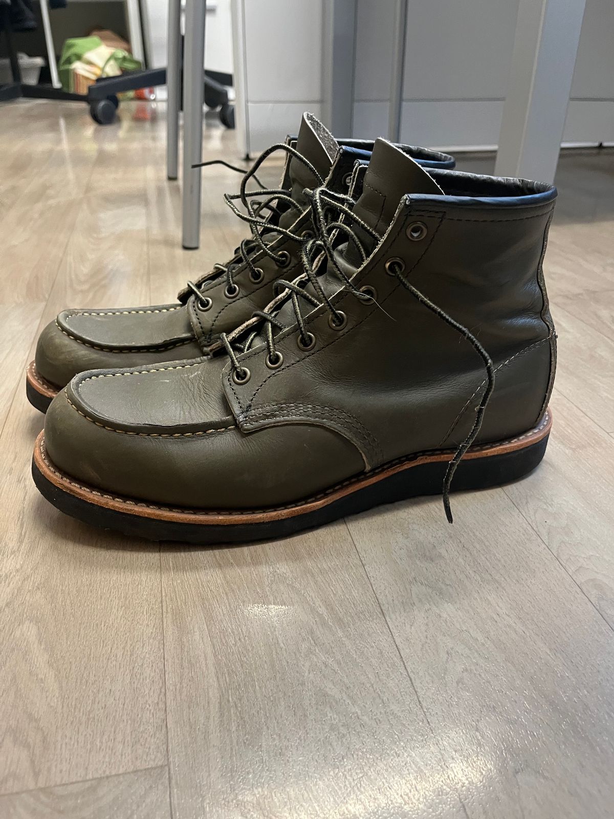 Photo by amekajihead on November 2, 2023 of the Red Wing 6-Inch Classic Moc in S.B. Foot Alpine Portage.