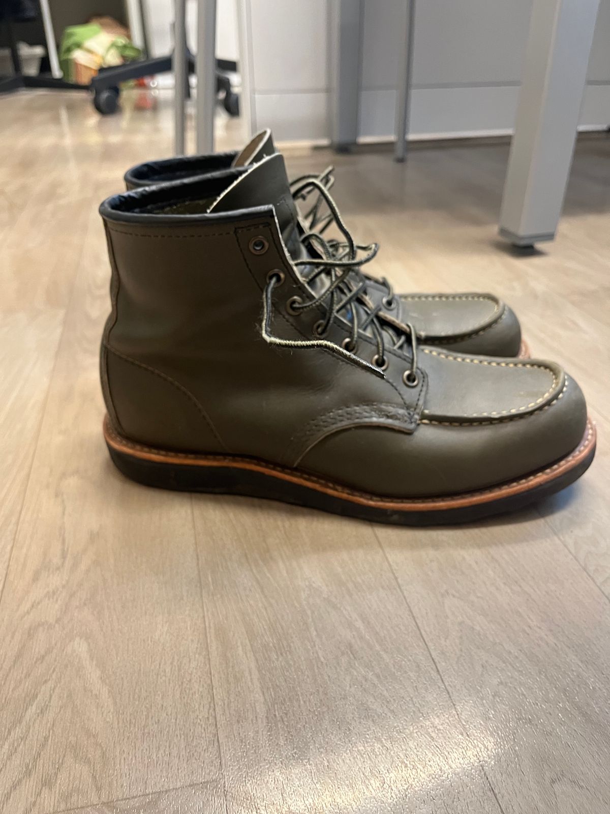 Photo by amekajihead on November 2, 2023 of the Red Wing 6-Inch Classic Moc in S.B. Foot Alpine Portage.