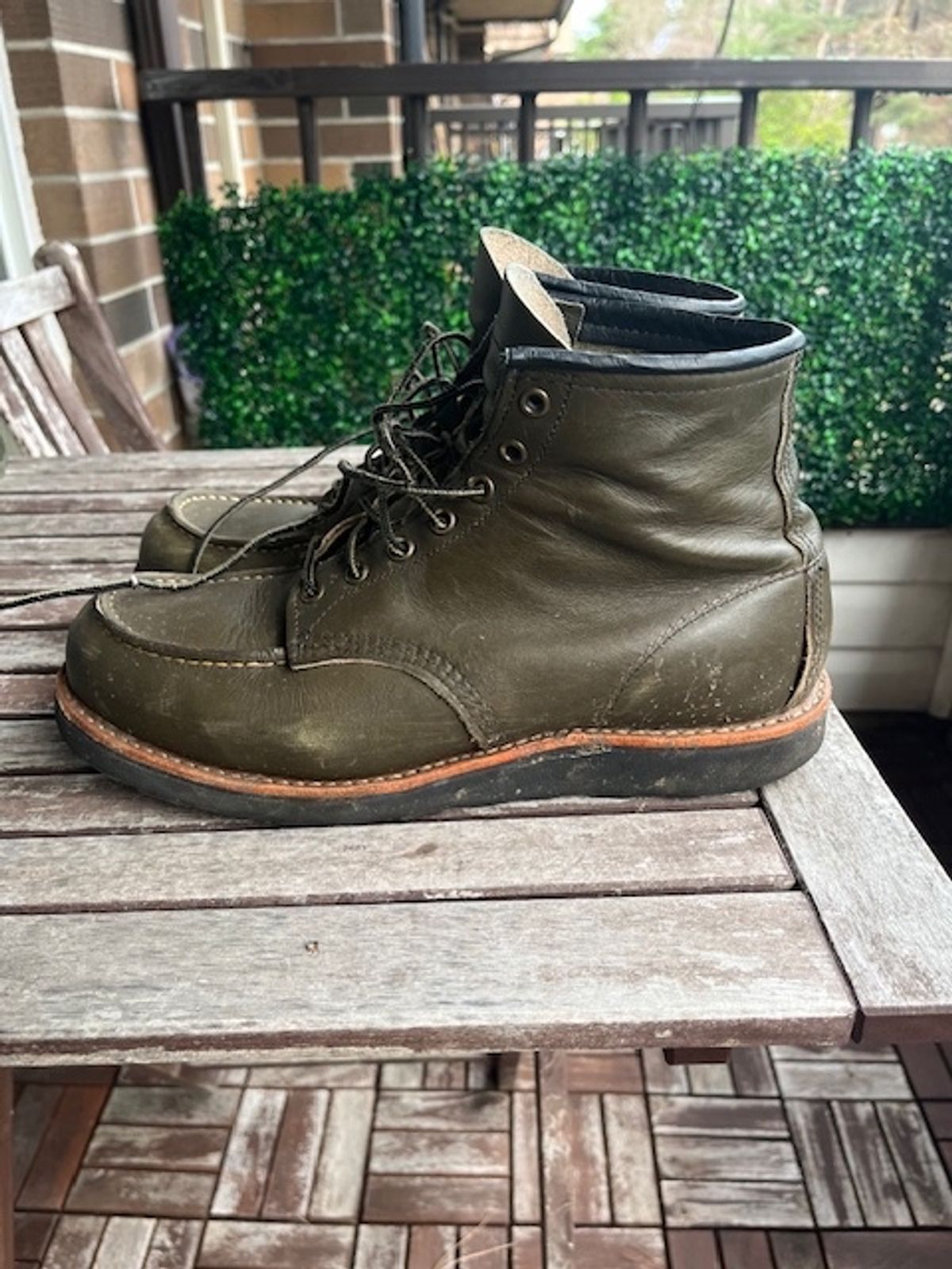 Photo by amekajihead on January 1, 2024 of the Red Wing 6-Inch Classic Moc in S.B. Foot Alpine Portage.