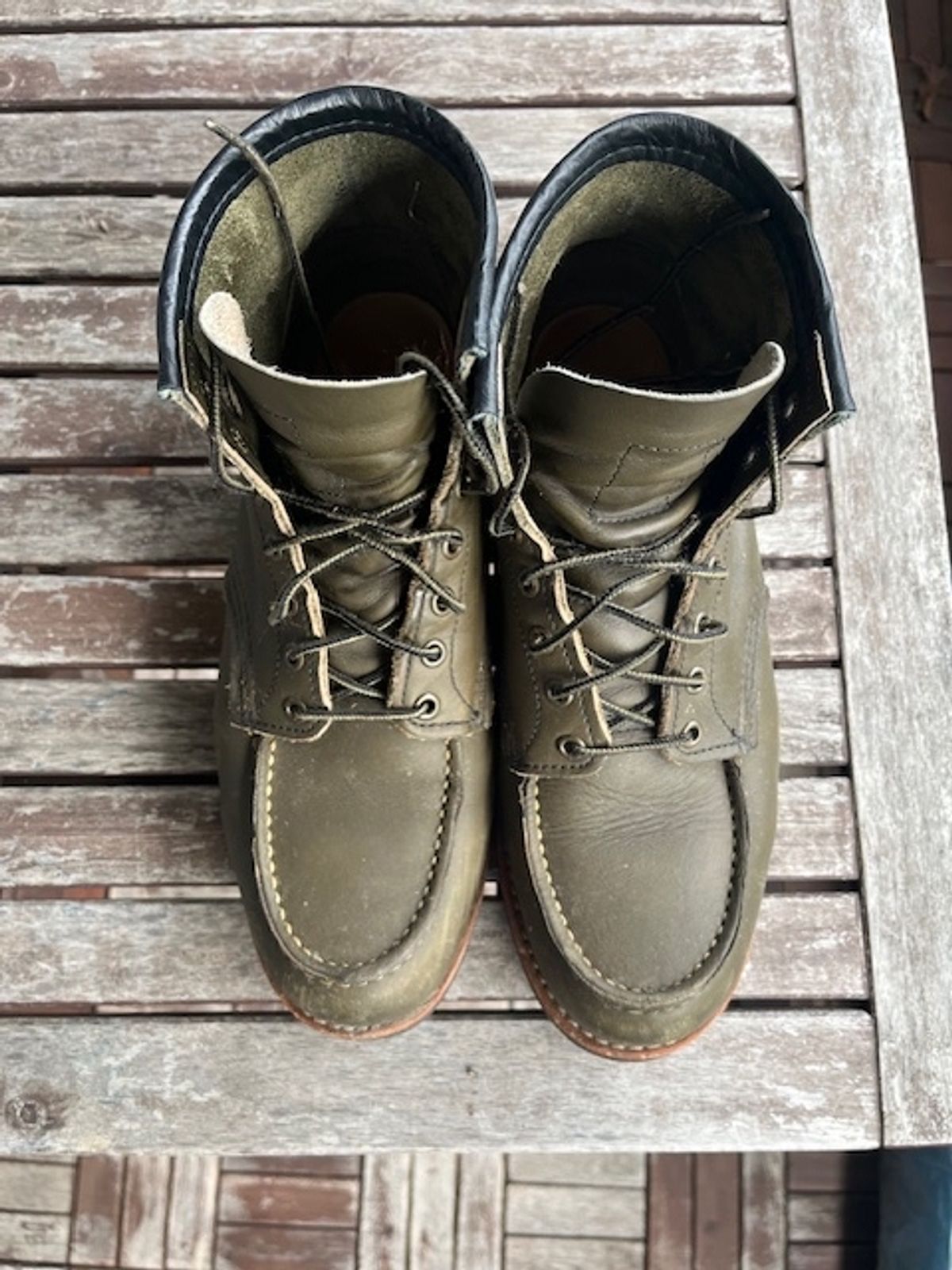 Photo by amekajihead on January 1, 2024 of the Red Wing 6-Inch Classic Moc in S.B. Foot Alpine Portage.