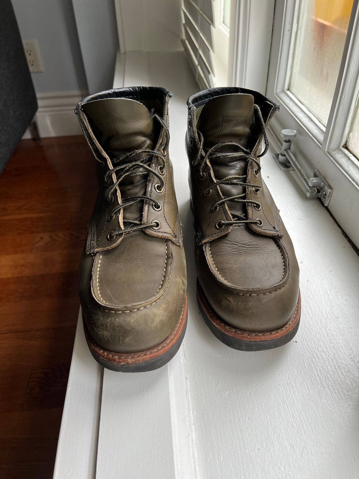 Photo by amekajihead on March 1, 2024 of the Red Wing 6-Inch Classic Moc in S.B. Foot Alpine Portage.