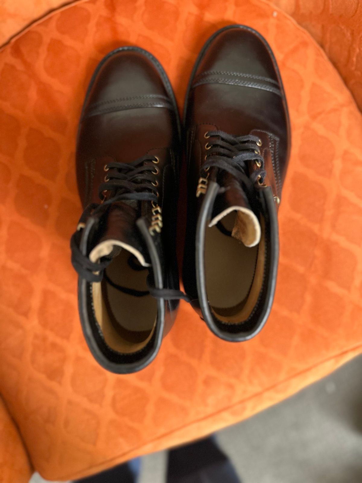 Photo by Oncomingstorm on November 3, 2023 of the Flame Panda Service Boot in Maryam Natural Horsebutt Overdyed Brown then Black.
