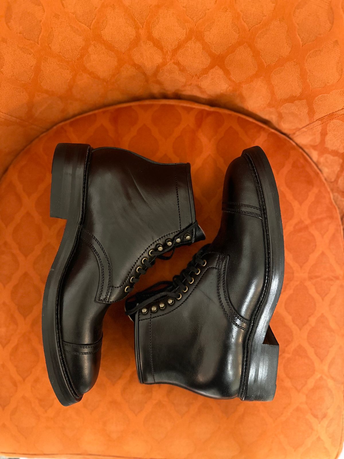 Photo by Oncomingstorm on January 3, 2024 of the Flame Panda Service Boot in Maryam Natural Horsebutt Overdyed Brown then Black.