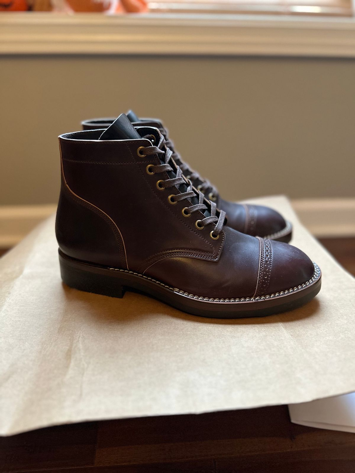 Photo by Oncomingstorm on October 3, 2024 of the Onderhoud SVC03 Service Boot in Horween Color 8 Shell Cordovan & Wickett & Craig Black Milled Traditional Harness.