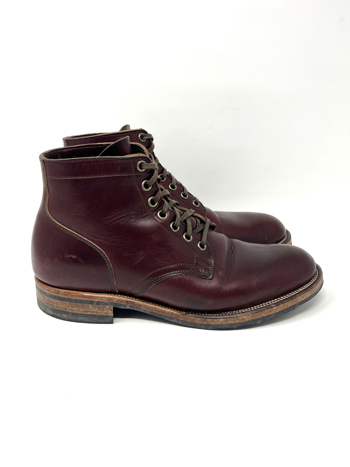 Photo by central209 on November 5, 2022 of the Viberg Service Boot in Horween Color 8 Chromexcel.