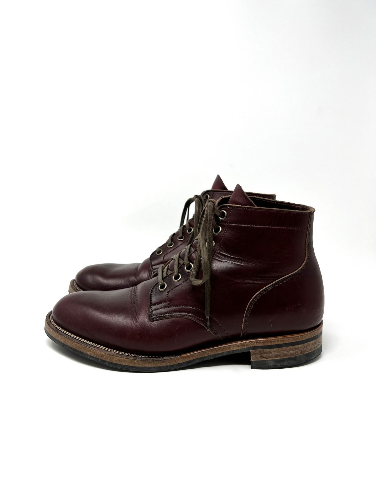 Photo by central209 on December 6, 2022 of the Viberg Service Boot in Horween Color 8 Chromexcel.