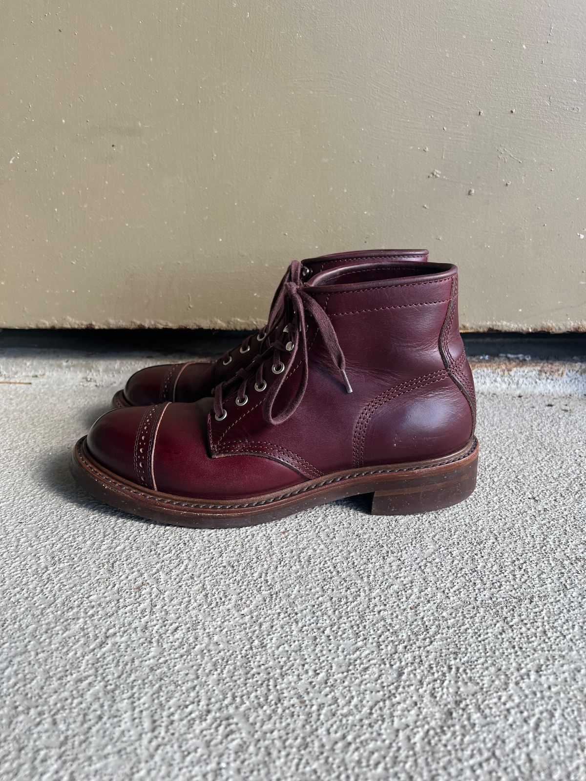 Photo by central209 on January 5, 2024 of the John Lofgren Combat Boots in Horween Burgundy Chromexcel.