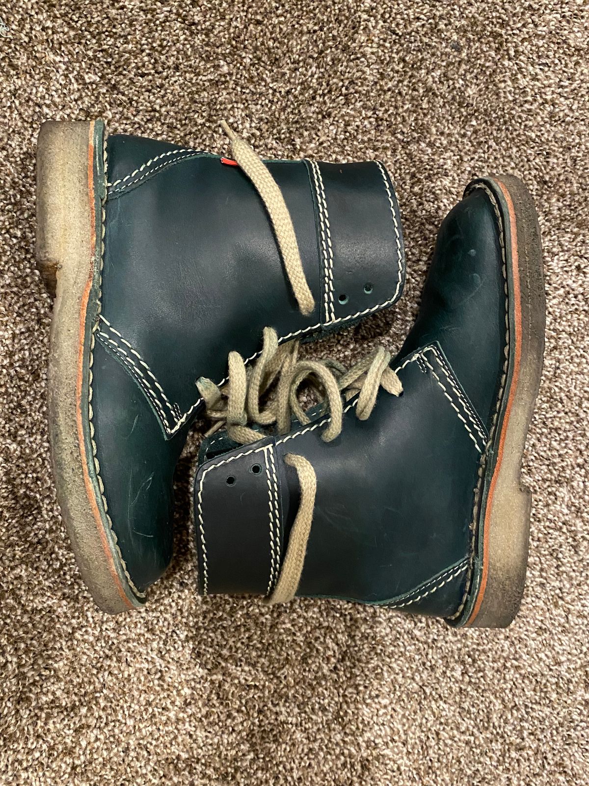 Photo by RoseAnvil_Chelsea on December 5, 2022 of the Duckfeet Faborg in Terracare Green.