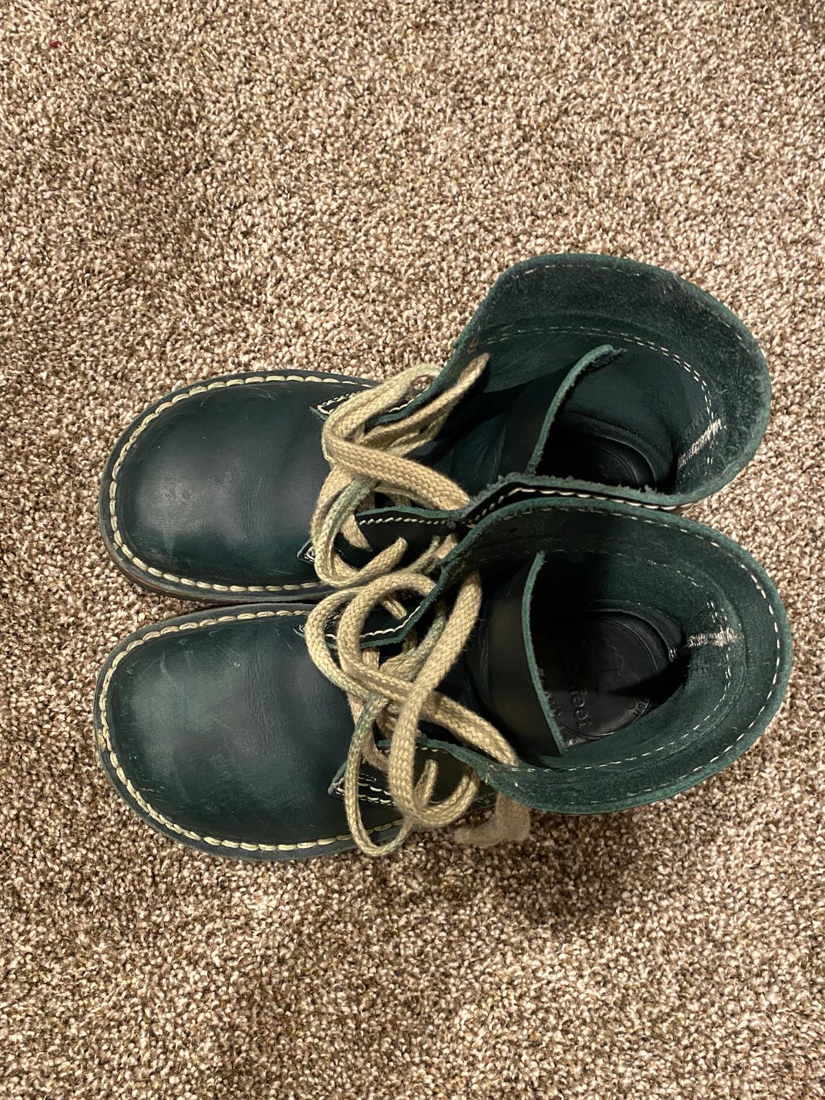 Photo by RoseAnvil_Chelsea on December 5, 2022 of the Duckfeet Faborg in Terracare Green.