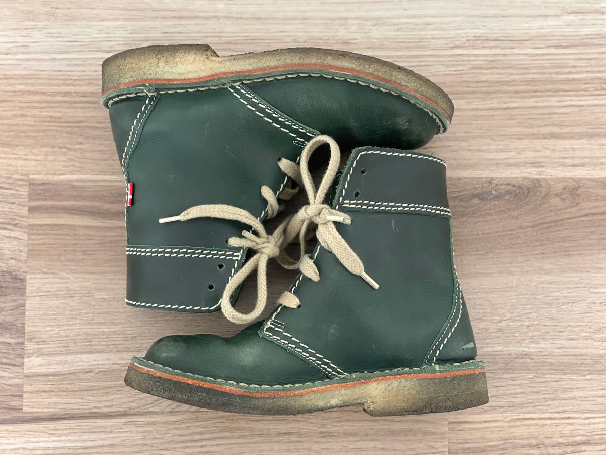 Photo by RoseAnvil_Chelsea on April 4, 2023 of the Duckfeet Faborg in Terracare Green.