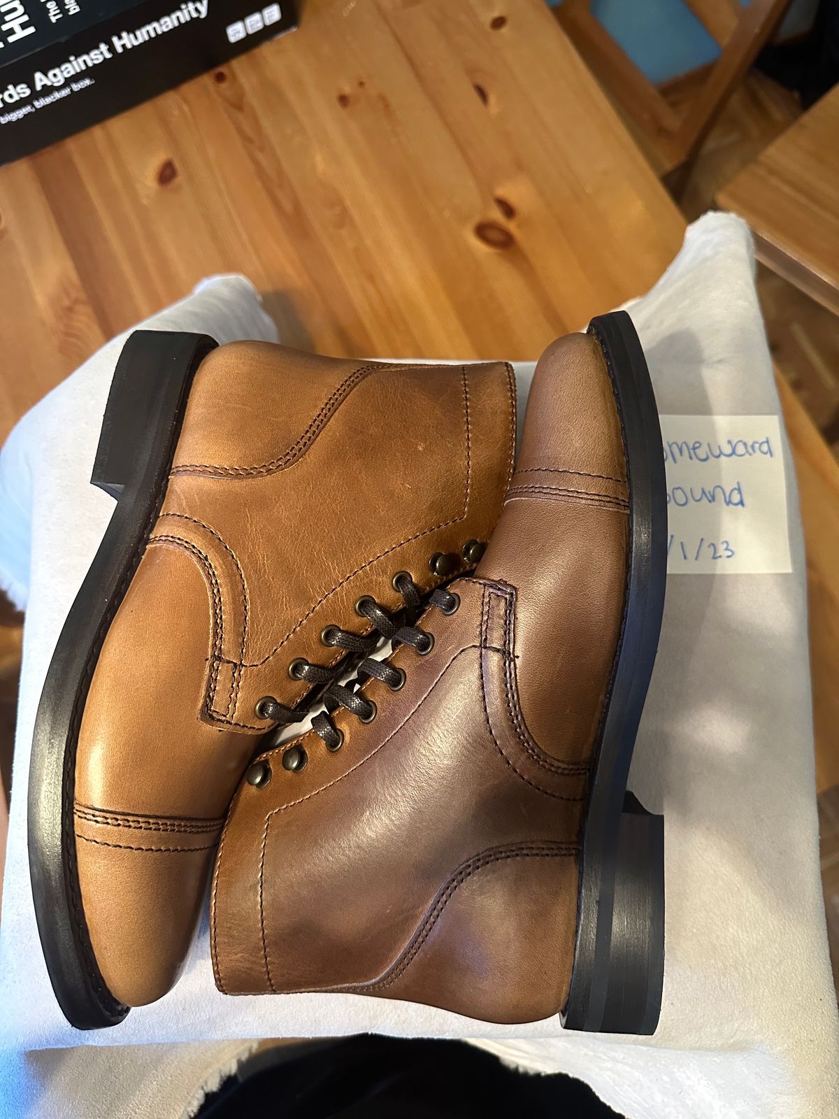Photo by mcnamama on October 1, 2023 of the Thursday Captain in Horween Natural Chromexcel.