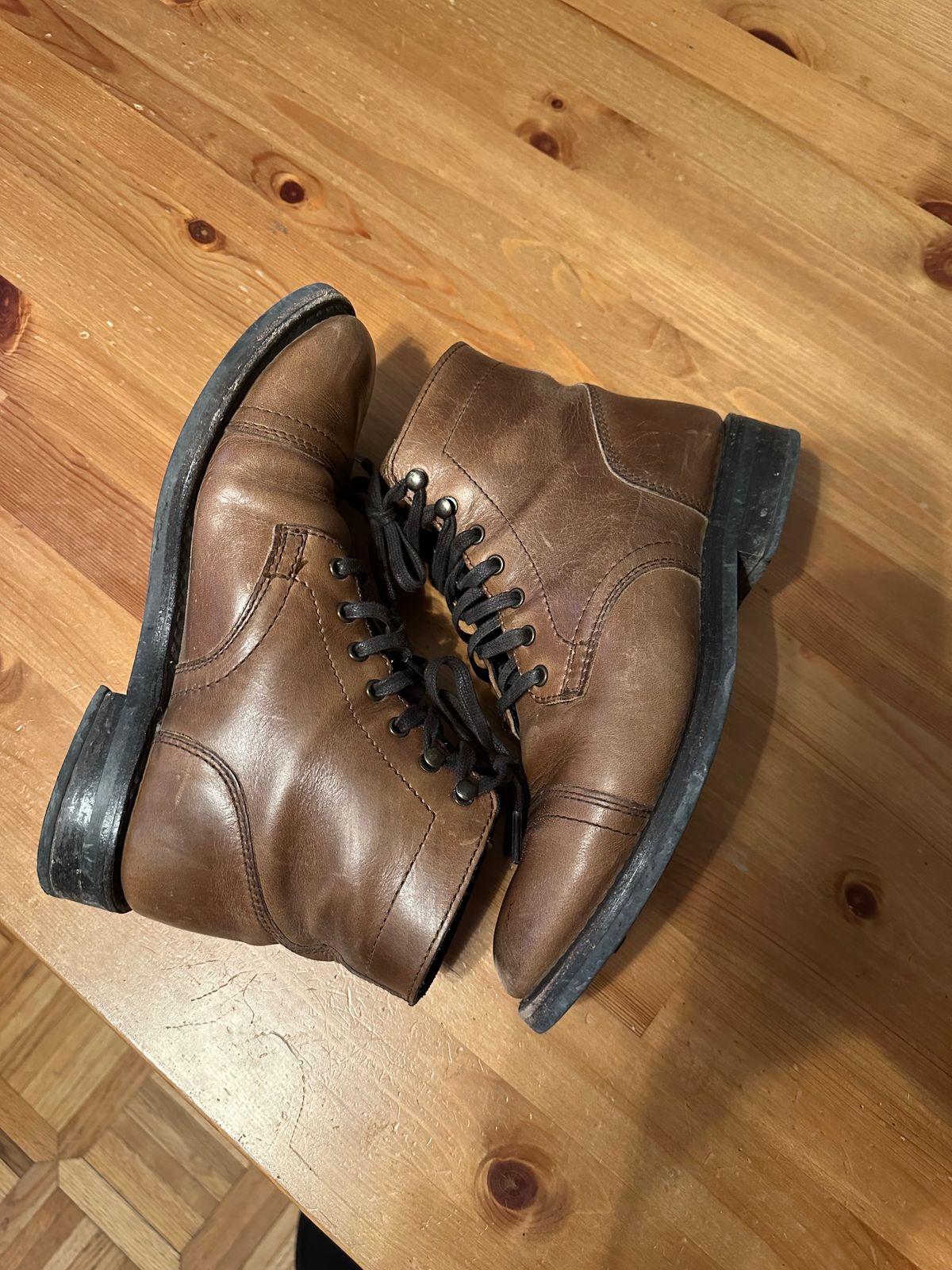 Photo by mcnamama on February 5, 2024 of the Thursday Captain in Horween Natural Chromexcel.