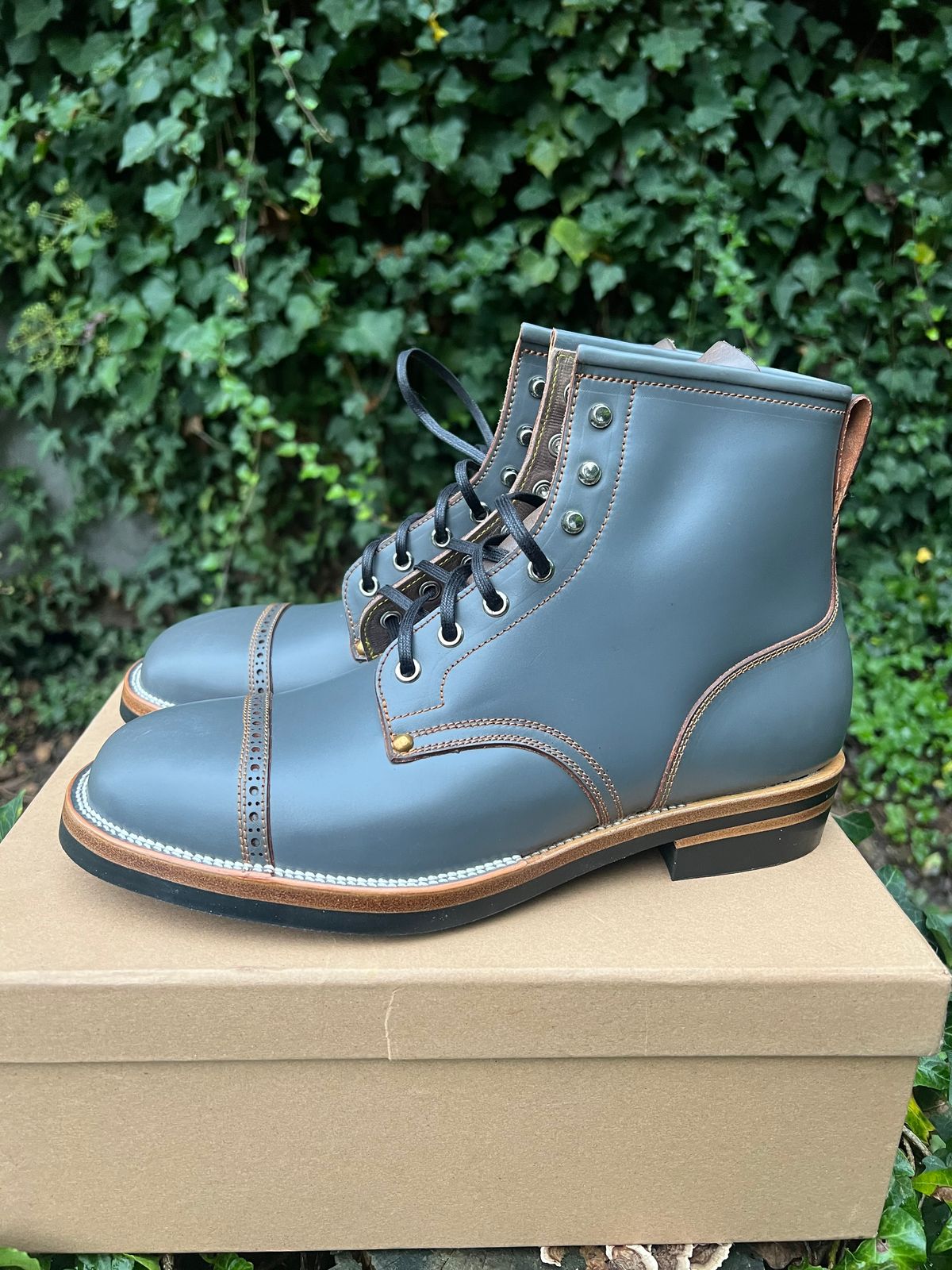 Photo by DalesLeatherworks on October 1, 2024 of the Iron Boots The Chosen One in Maryam Grigio Shell Cordovan.