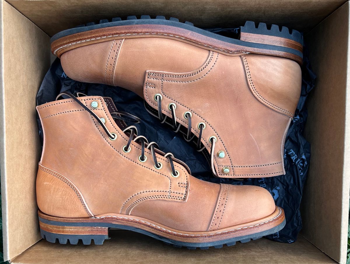 Photo by DalesLeatherworks on October 2, 2023 of the Truman Service Boot in Natural Horse Rump.