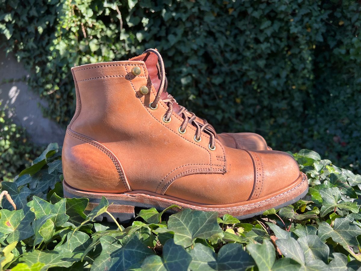 Photo by DalesLeatherworks on November 3, 2023 of the Truman Service Boot in Natural Horse Rump.