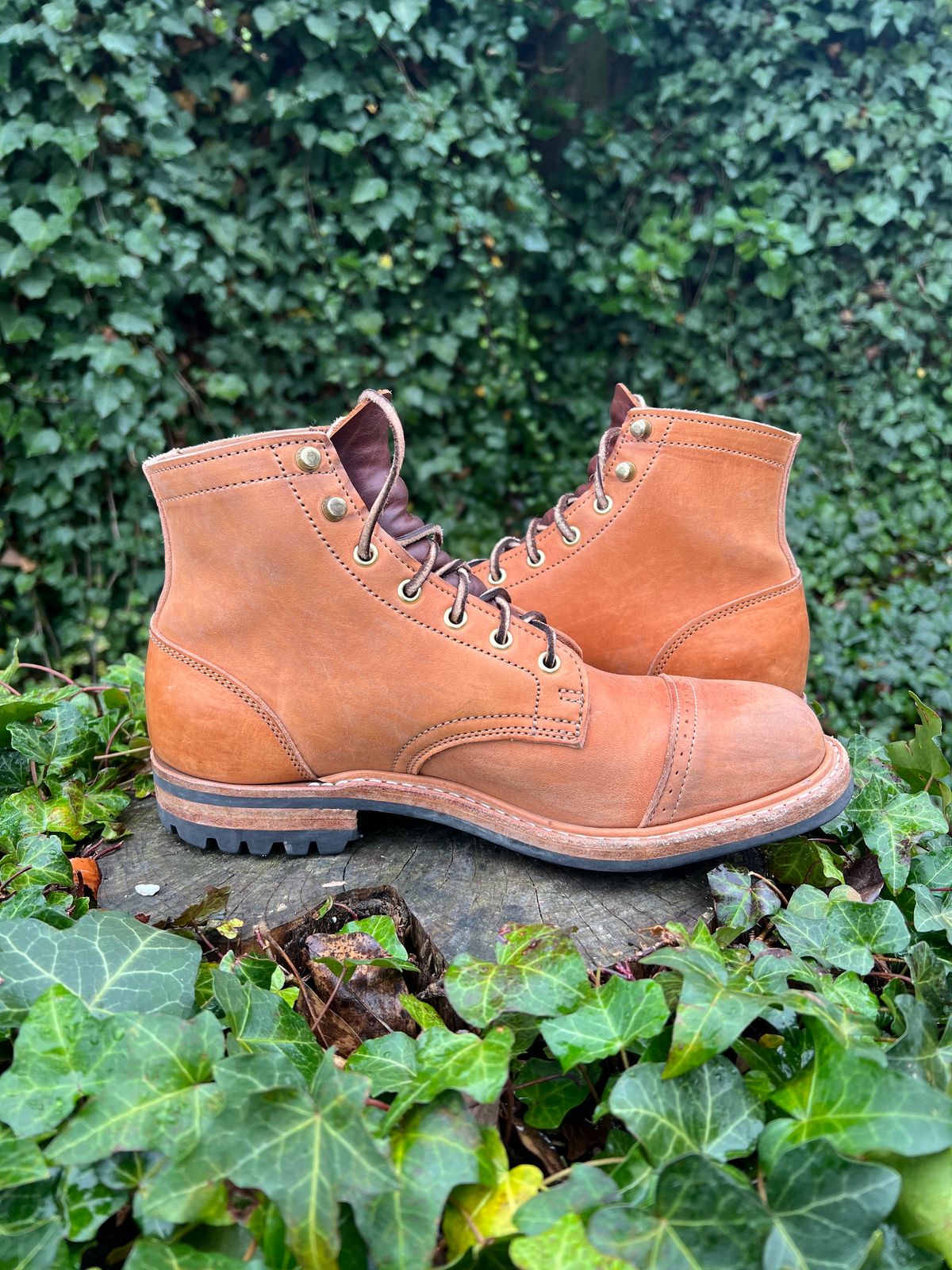 Photo by DalesLeatherworks on December 2, 2023 of the Truman Service Boot in Natural Horse Rump.