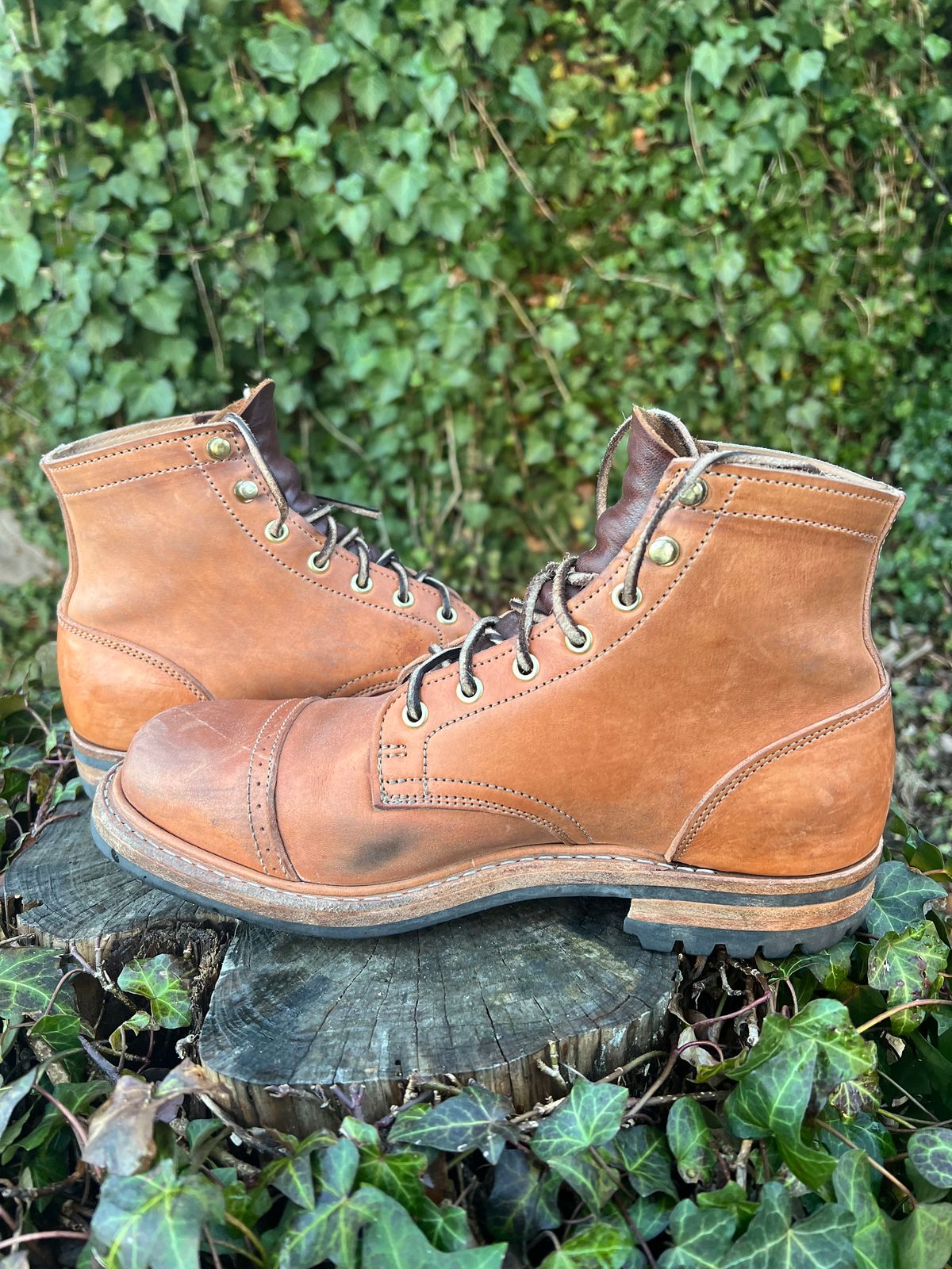 Photo by DalesLeatherworks on March 3, 2024 of the Truman Service Boot in Natural Horse Rump.