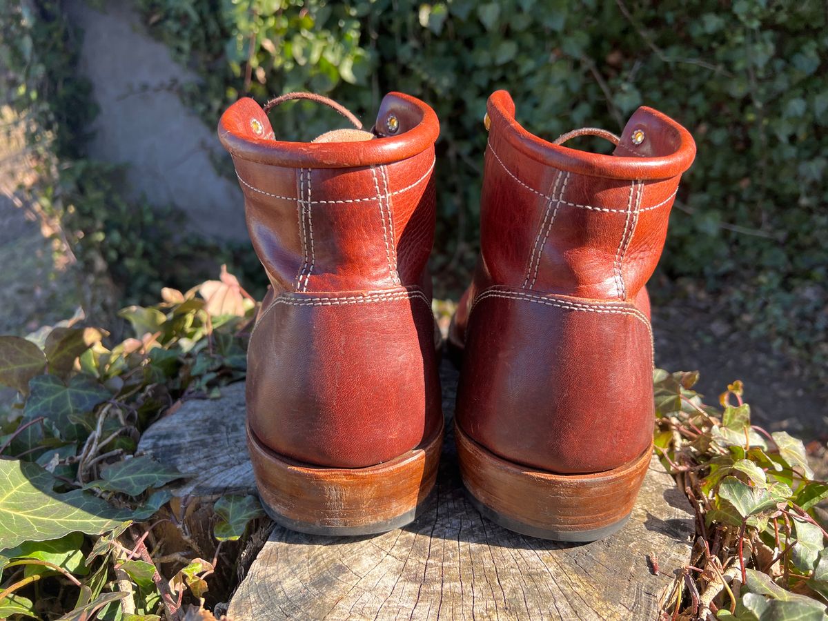 Photo by DalesLeatherworks on February 3, 2024 of the Kustom Kraft Model 1 in Kobel Russet Harness.