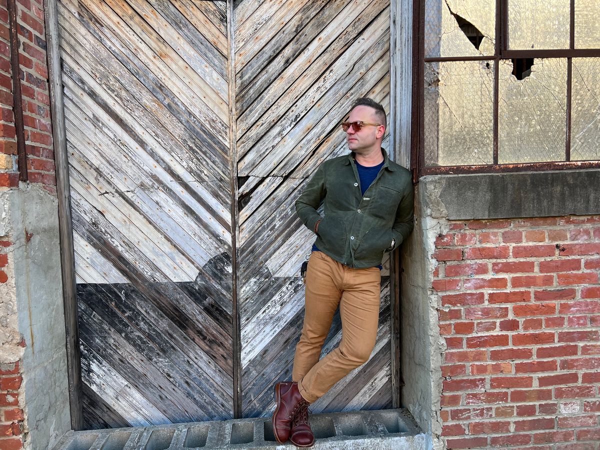 Photo by DalesLeatherworks on December 2, 2023 of the Kustom Kraft Model 1 in Kobel Russet Harness.