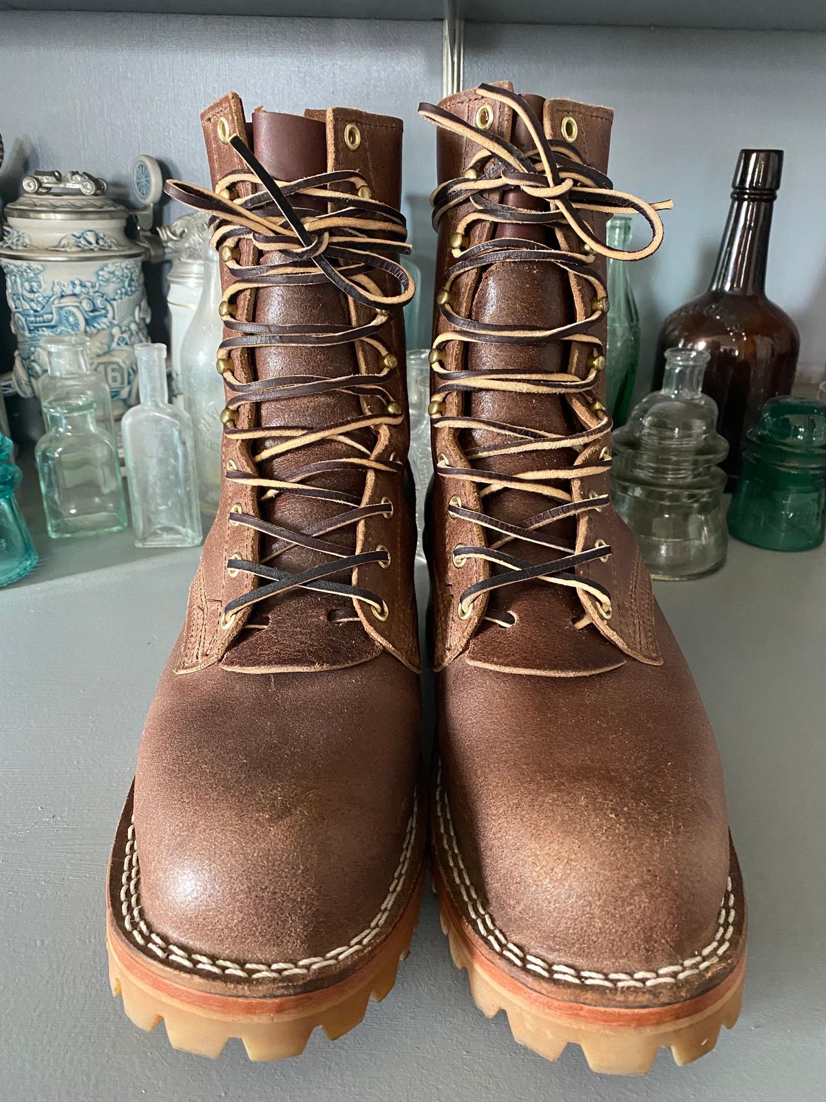 Photo by CJBennett411 on October 1, 2023 of the Nicks Unknown Model in Horween Brown Waxed Flesh.