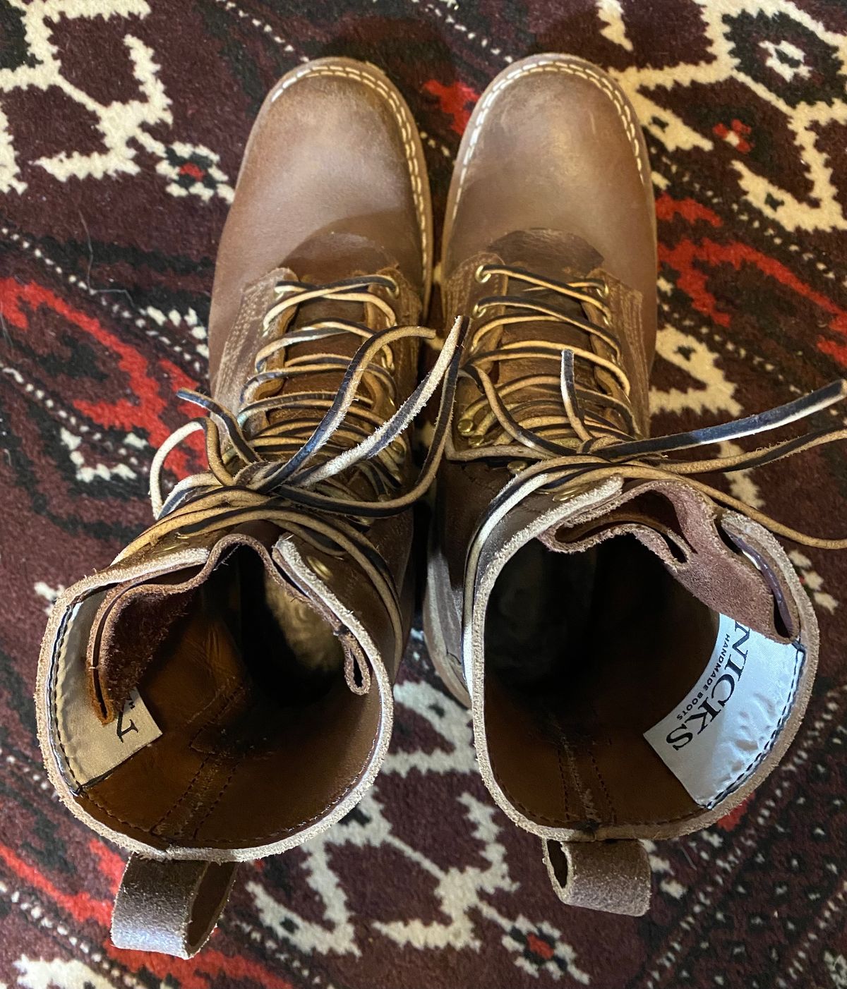 Photo by CJBennett411 on November 6, 2023 of the Nicks Unknown Model in Horween Brown Waxed Flesh.