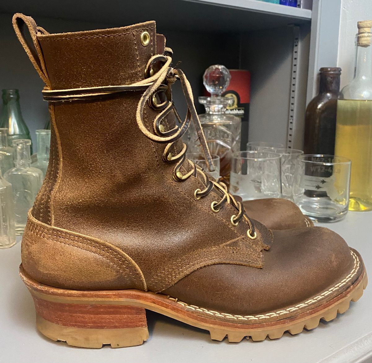 Photo by CJBennett411 on December 4, 2023 of the Nicks Unknown Model in Horween Brown Waxed Flesh.