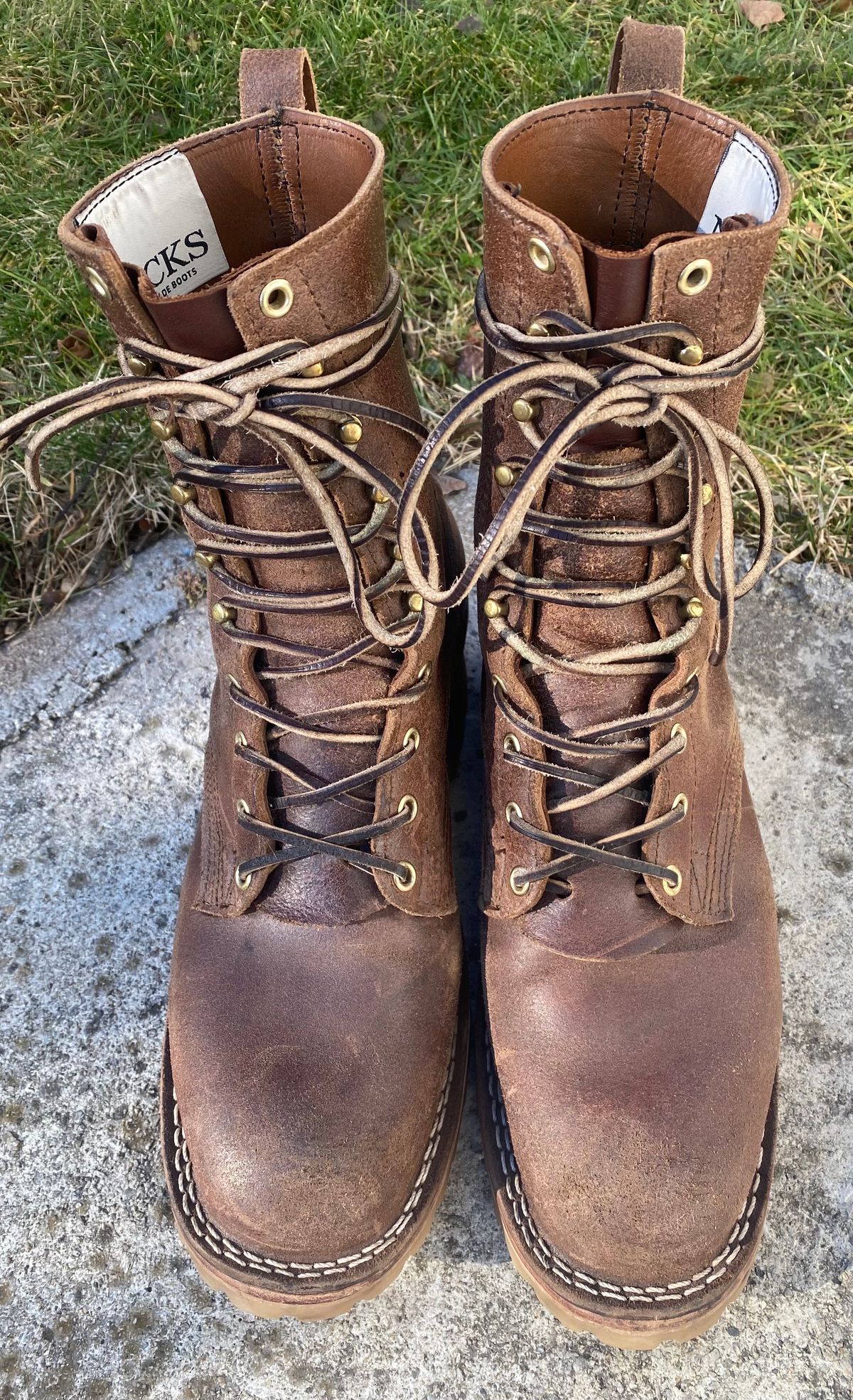 Photo by CJBennett411 on February 3, 2024 of the Nicks Unknown Model in Horween Brown Waxed Flesh.