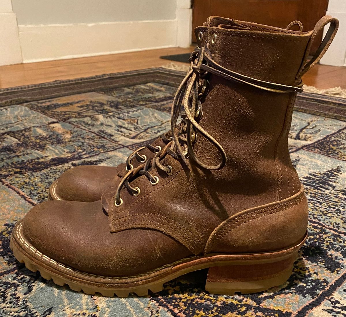 Photo by CJBennett411 on March 5, 2024 of the Nicks Unknown Model in Horween Brown Waxed Flesh.