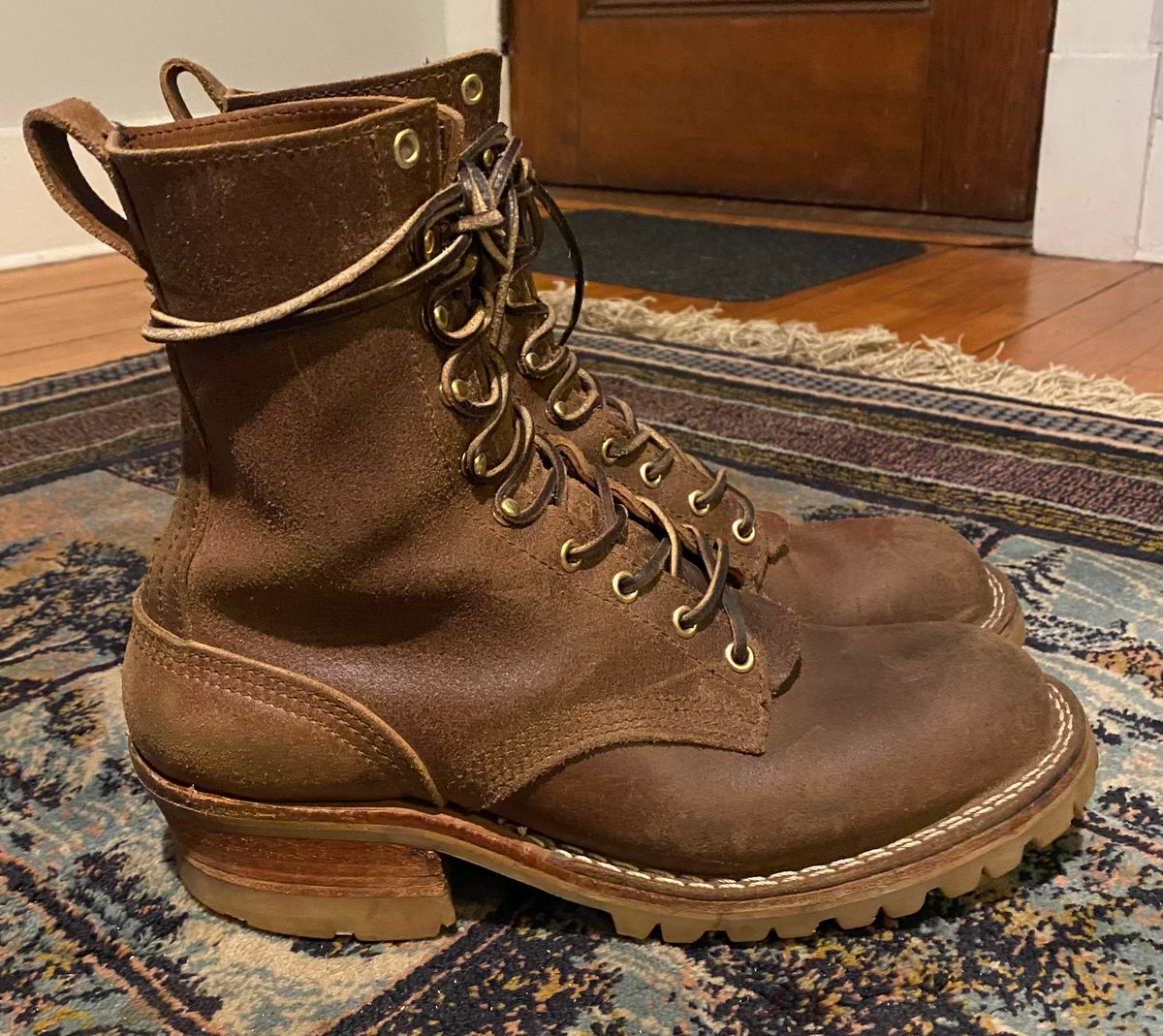 Photo by CJBennett411 on March 5, 2024 of the Nicks Unknown Model in Horween Brown Waxed Flesh.