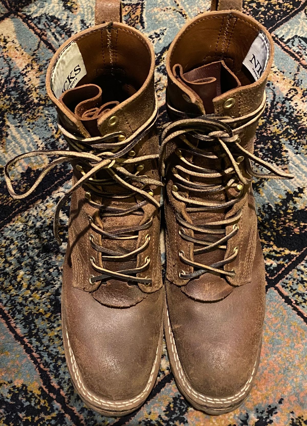 Photo by CJBennett411 on March 5, 2024 of the Nicks Unknown Model in Horween Brown Waxed Flesh.