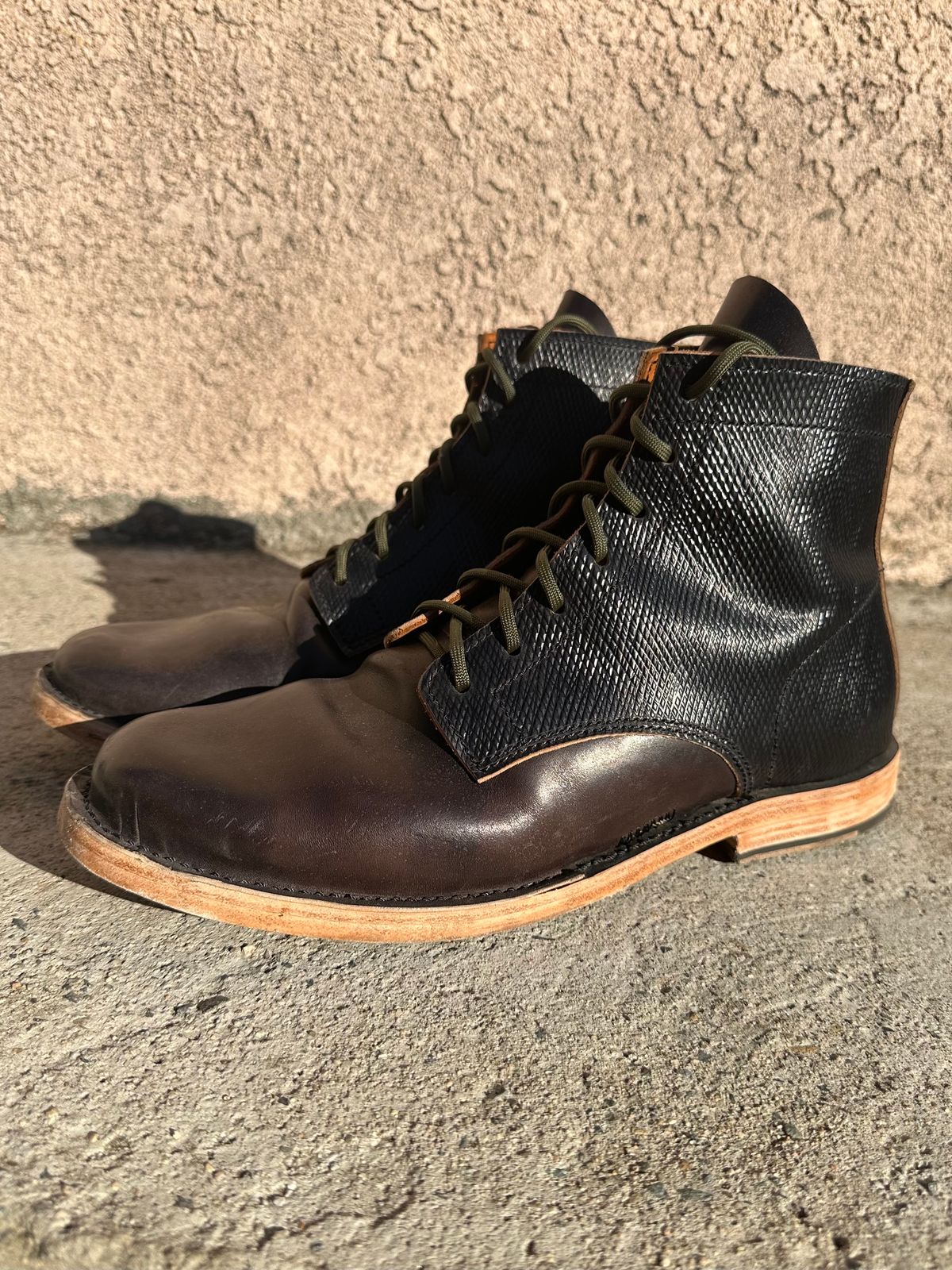 Photo by Da_Desired on December 1, 2024 of the Self-Made Service Boot in Metta Catharina Shell Cordovan.