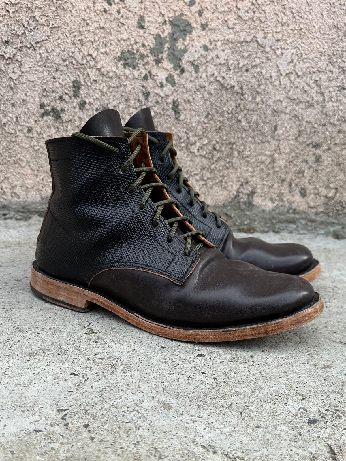 Photo by Da_Desired on January 4, 2025 of the Self-Made Service Boot in Metta Catharina Shell Cordovan.