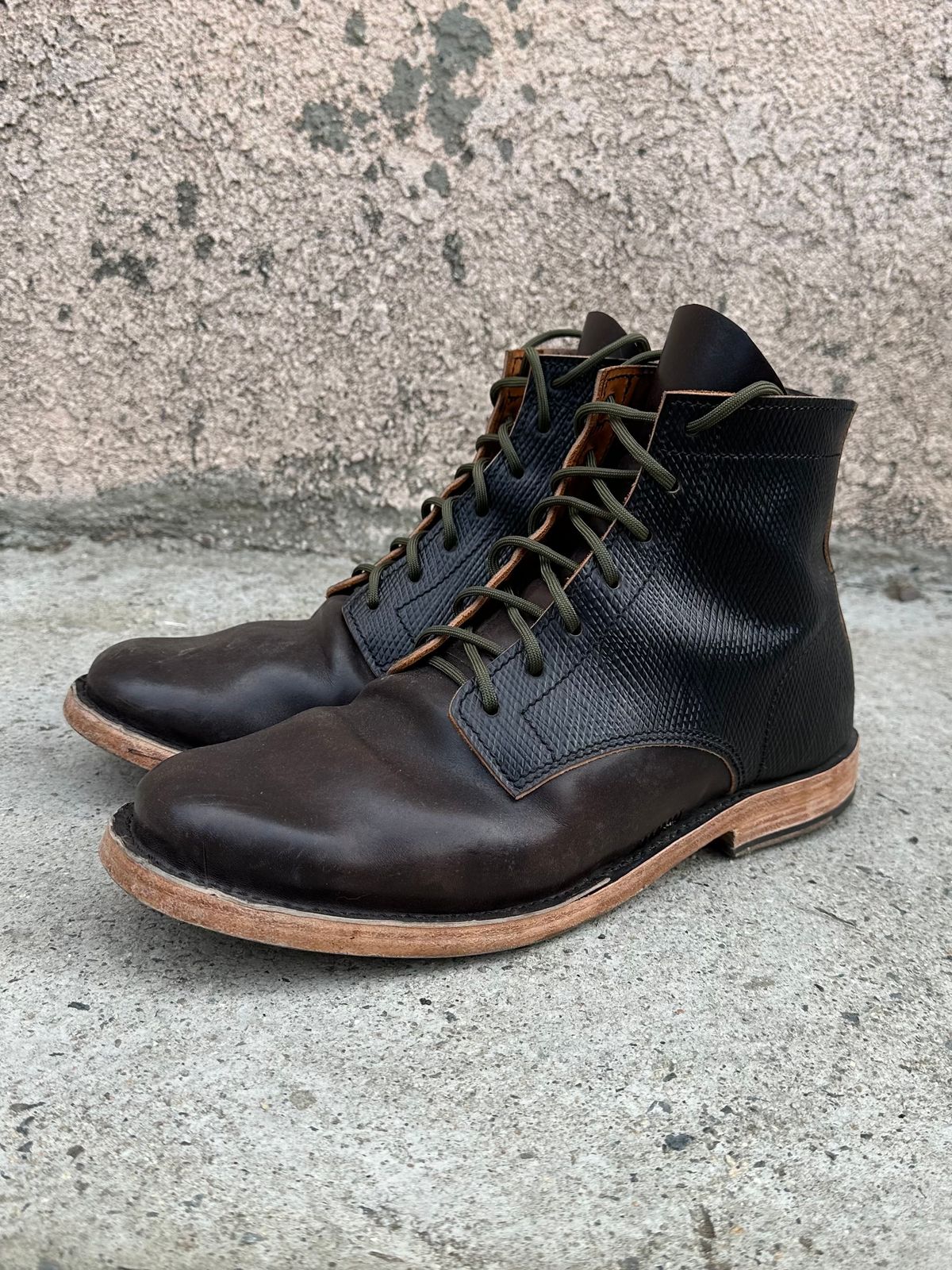 Photo by Da_Desired on January 4, 2025 of the Self-Made Service Boot in Metta Catharina Shell Cordovan.