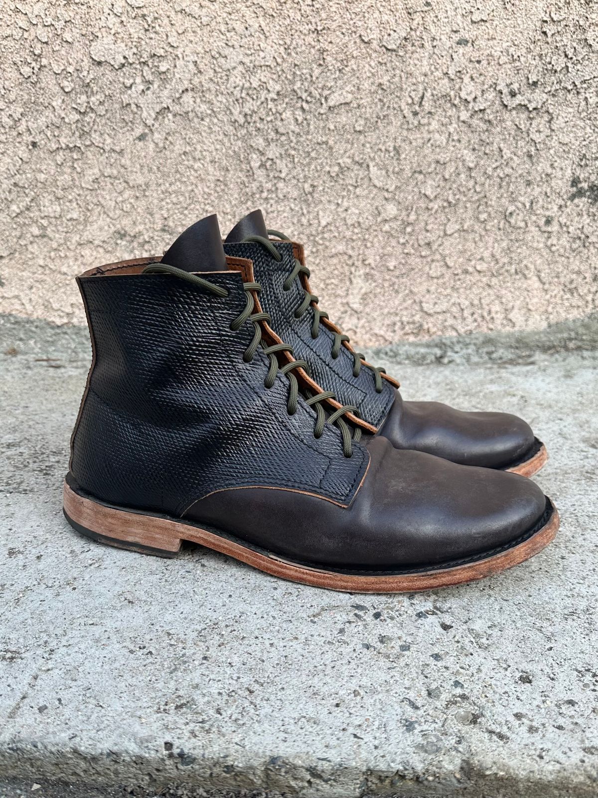 Photo by Da_Desired on February 5, 2025 of the Self-Made Service Boot in Metta Catharina Shell Cordovan.