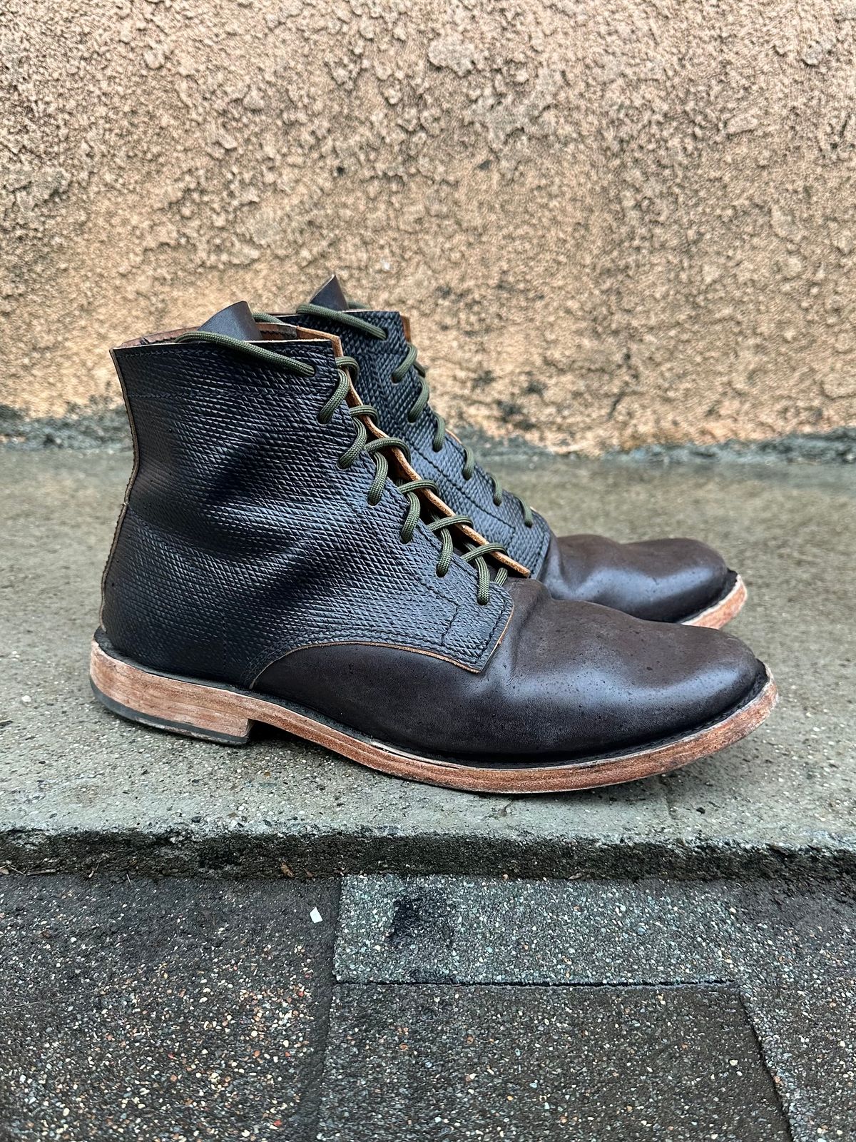 Photo by Da_Desired on March 6, 2025 of the Self-Made Service Boot in Metta Catharina Shell Cordovan.