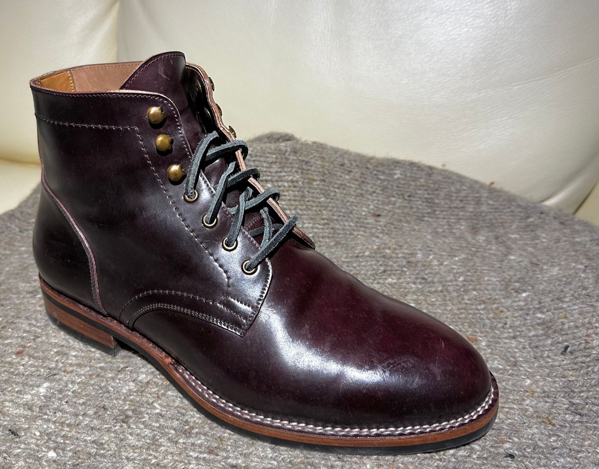 Photo by Bobhabsolute on November 5, 2023 of the Blkbrd Shoemaker Rudiger Service Boot in Horween Color 8 Shell Cordovan.