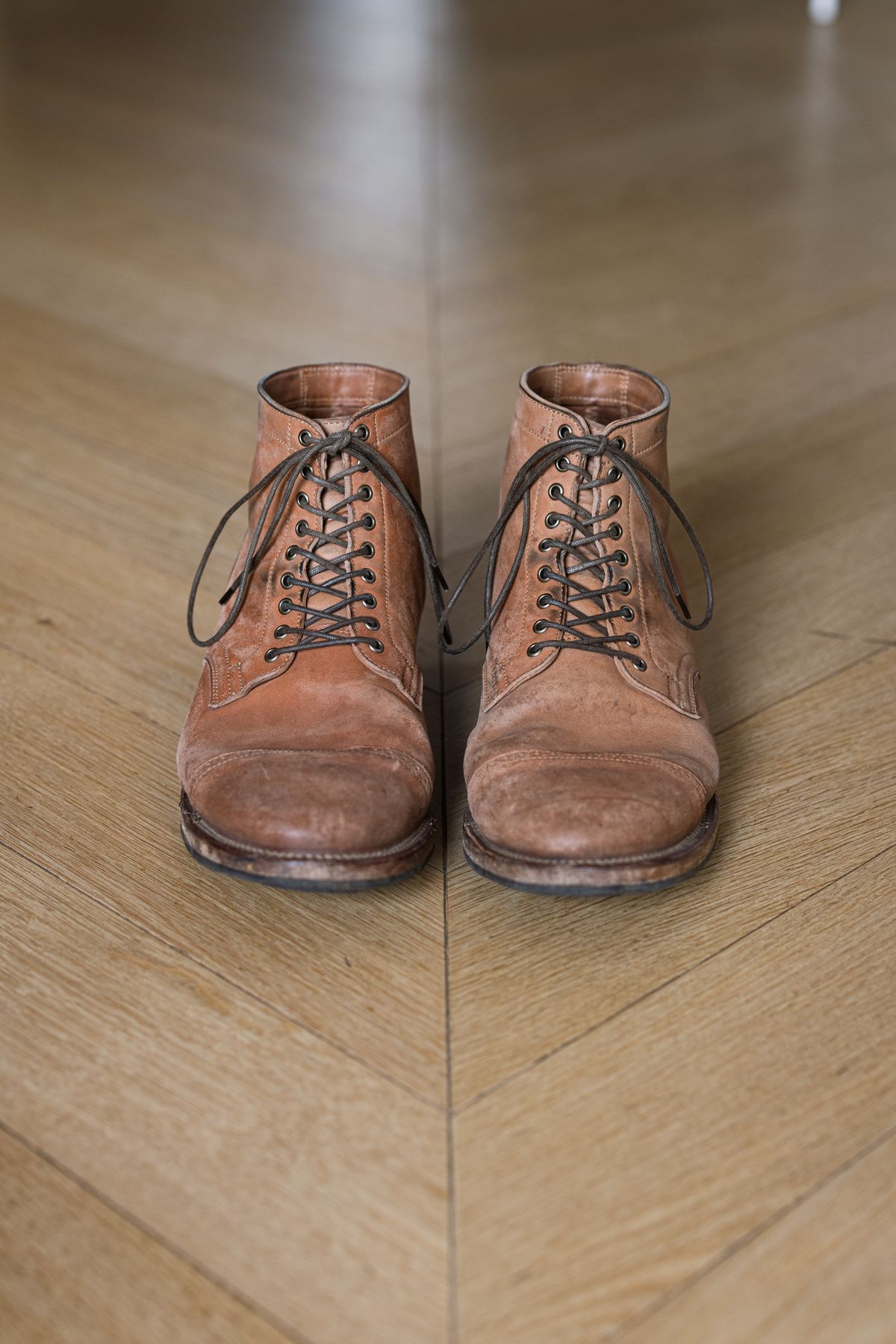 Photo by PatinaTurner on November 3, 2023 of the Viberg Service Boot BCT in Horween Natural Crust Double Cordovan.