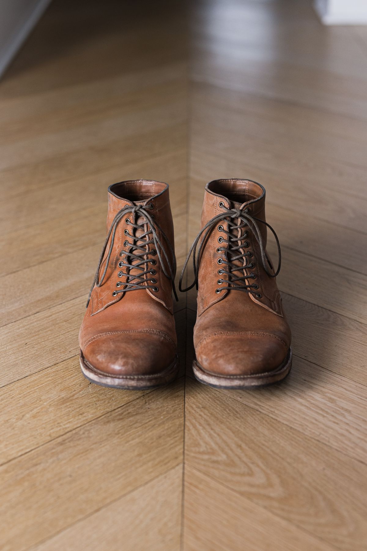 Photo by PatinaTurner on December 4, 2023 of the Viberg Service Boot BCT in Horween Natural Crust Double Cordovan.