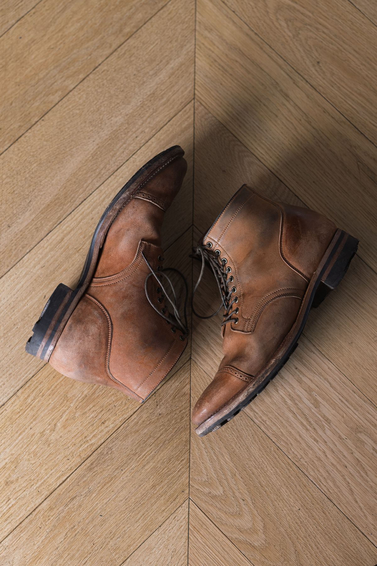 Photo by PatinaTurner on December 4, 2023 of the Viberg Service Boot BCT in Horween Natural Crust Double Cordovan.
