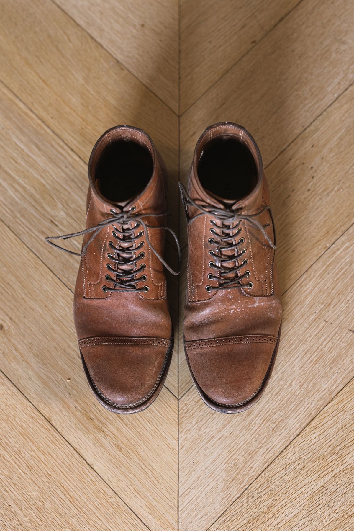 Photo by PatinaTurner on January 4, 2024 of the Viberg Service Boot BCT in Horween Natural Crust Double Cordovan.