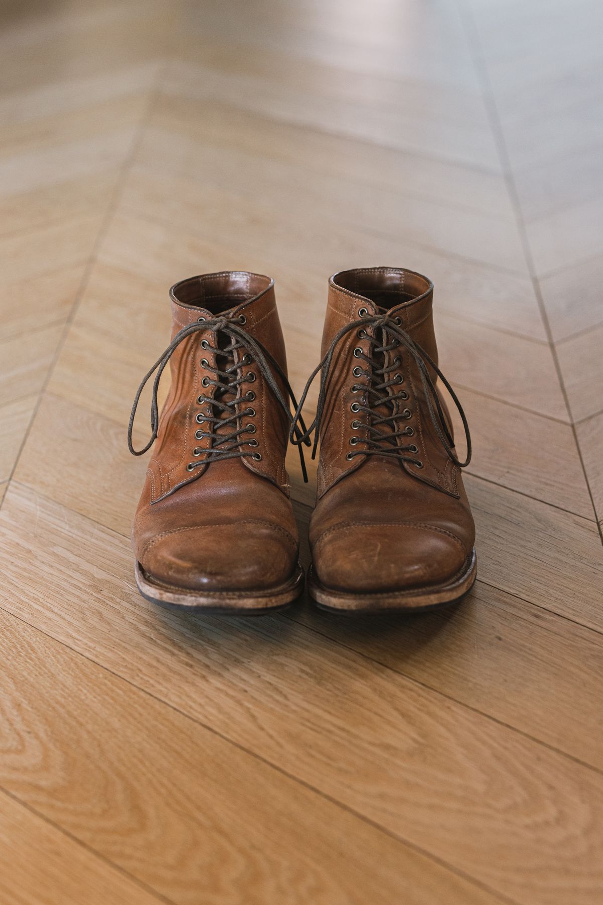 Photo by PatinaTurner on February 5, 2024 of the Viberg Service Boot BCT in Horween Natural Crust Double Cordovan.