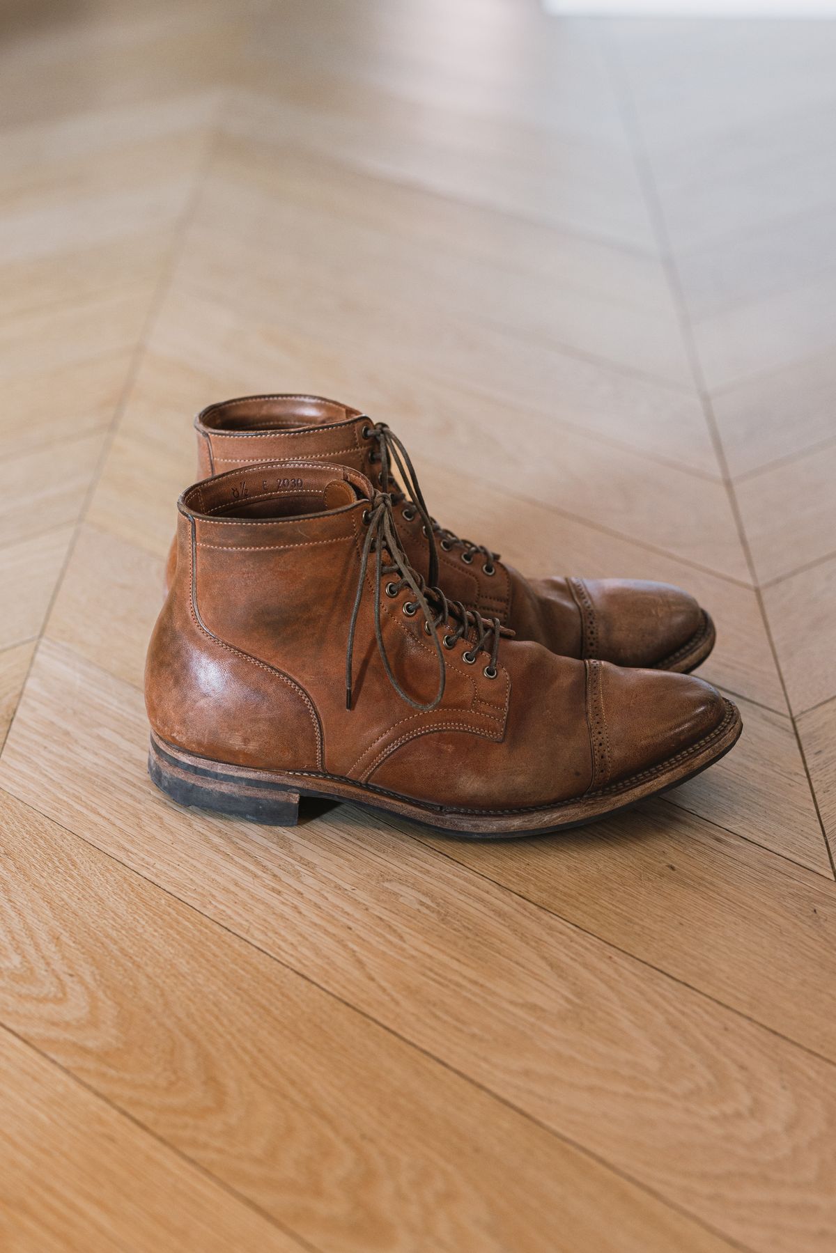 Photo by PatinaTurner on February 5, 2024 of the Viberg Service Boot BCT in Horween Natural Crust Double Cordovan.