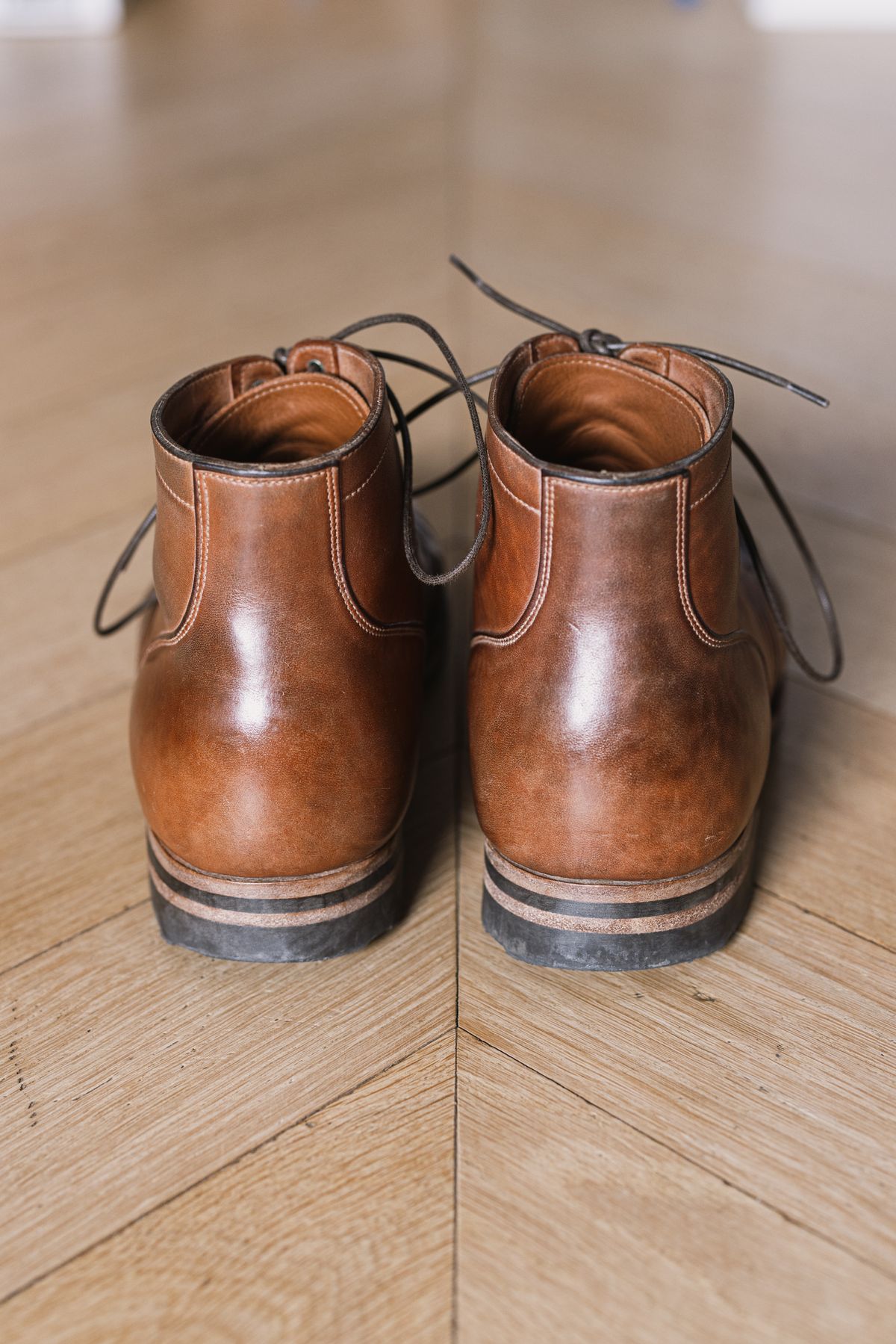 Photo by PatinaTurner on April 3, 2024 of the Viberg Service Boot BCT in Horween Natural Crust Double Cordovan.