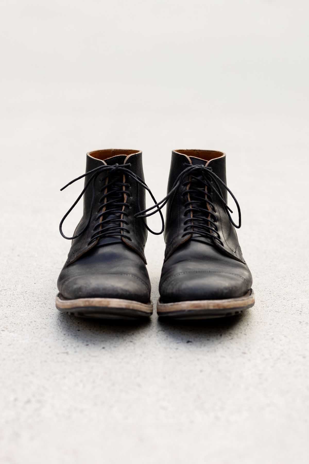 Photo by PatinaTurner on January 5, 2025 of the Viberg Service Boot BCT in Maryam Nero Horsebutt.
