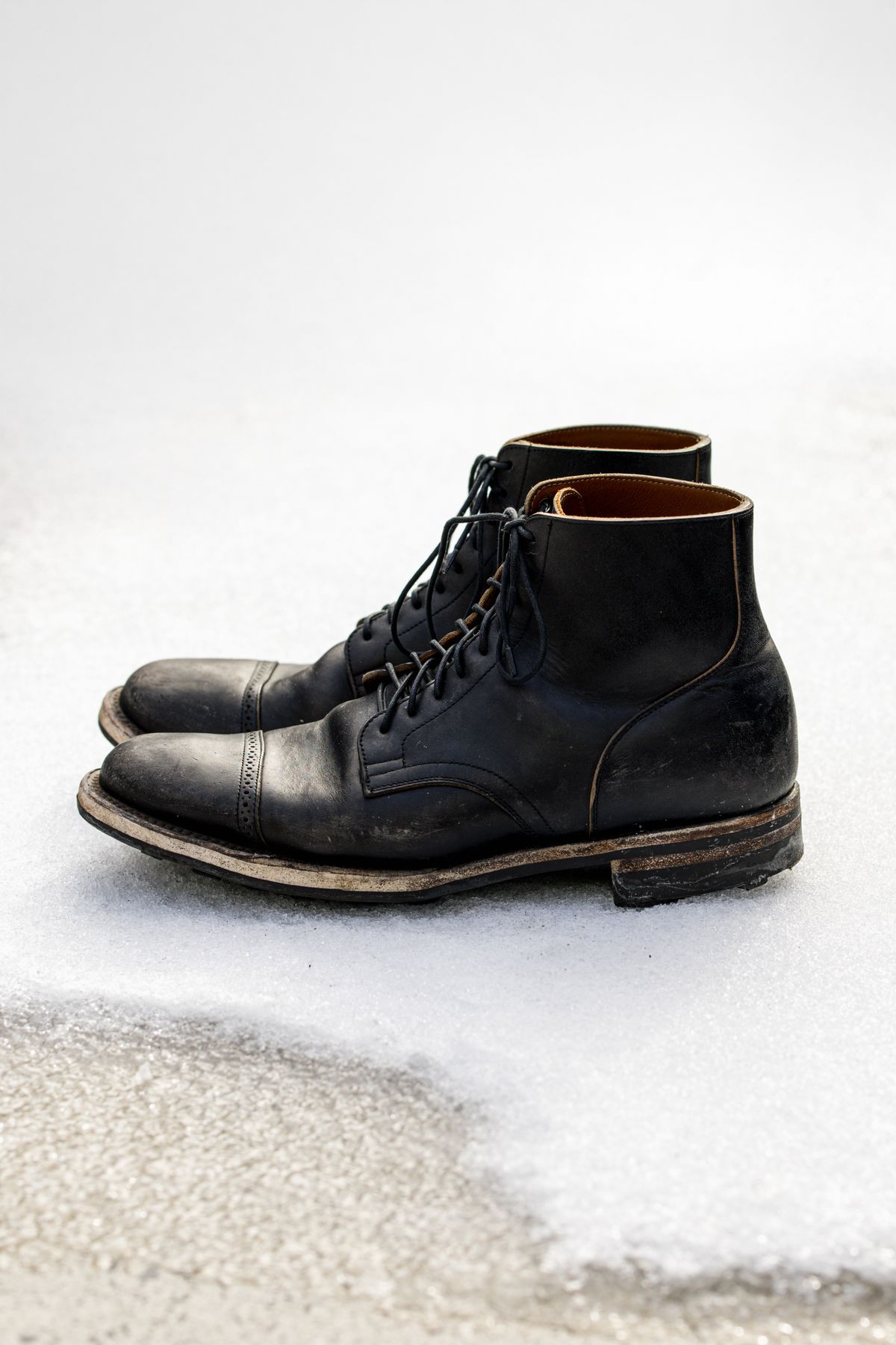 Photo by PatinaTurner on February 5, 2025 of the Viberg Service Boot BCT in Maryam Nero Horsebutt.