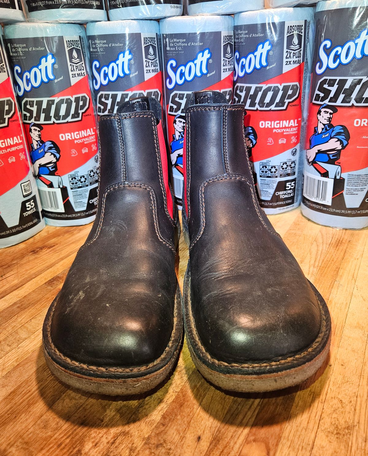Photo by Mobius_Mustache on October 1, 2025 of the Duckfeet Roskilde in Terracare Black.