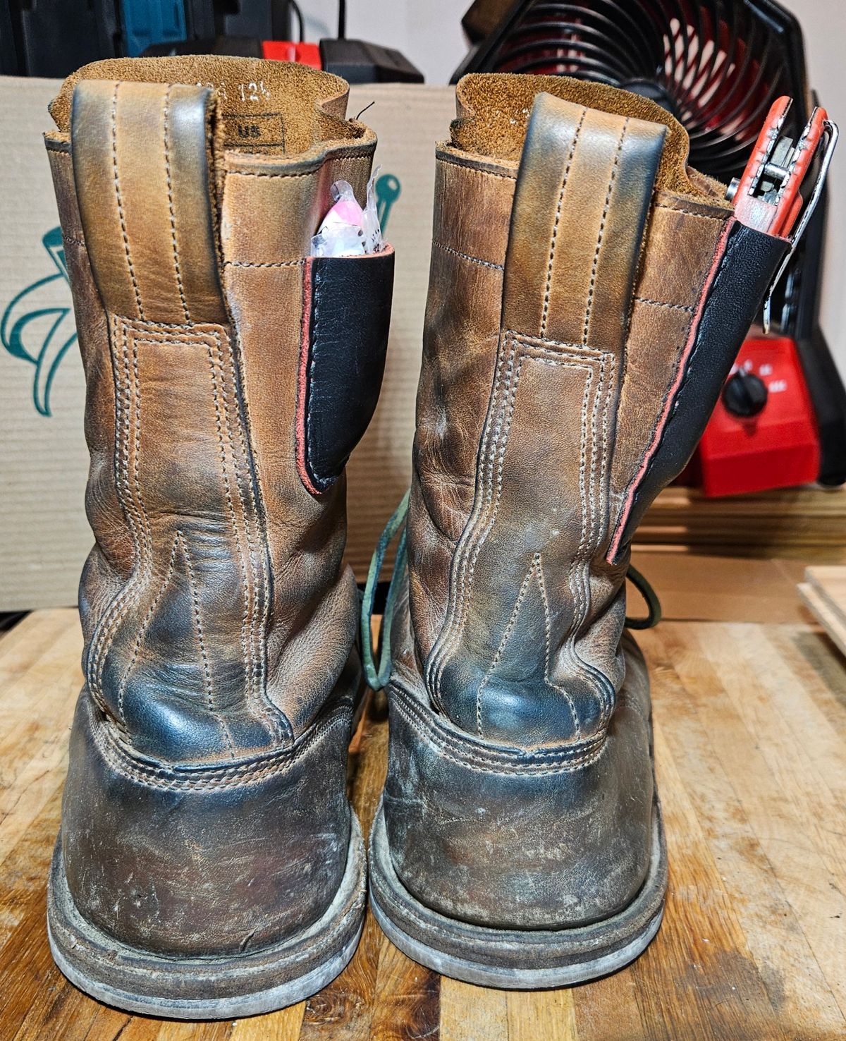 Photo by Mobius_Mustache on March 4, 2025 of the Jim Green African Ranger Barefoot Boot in Fudge Crazy Horse.
