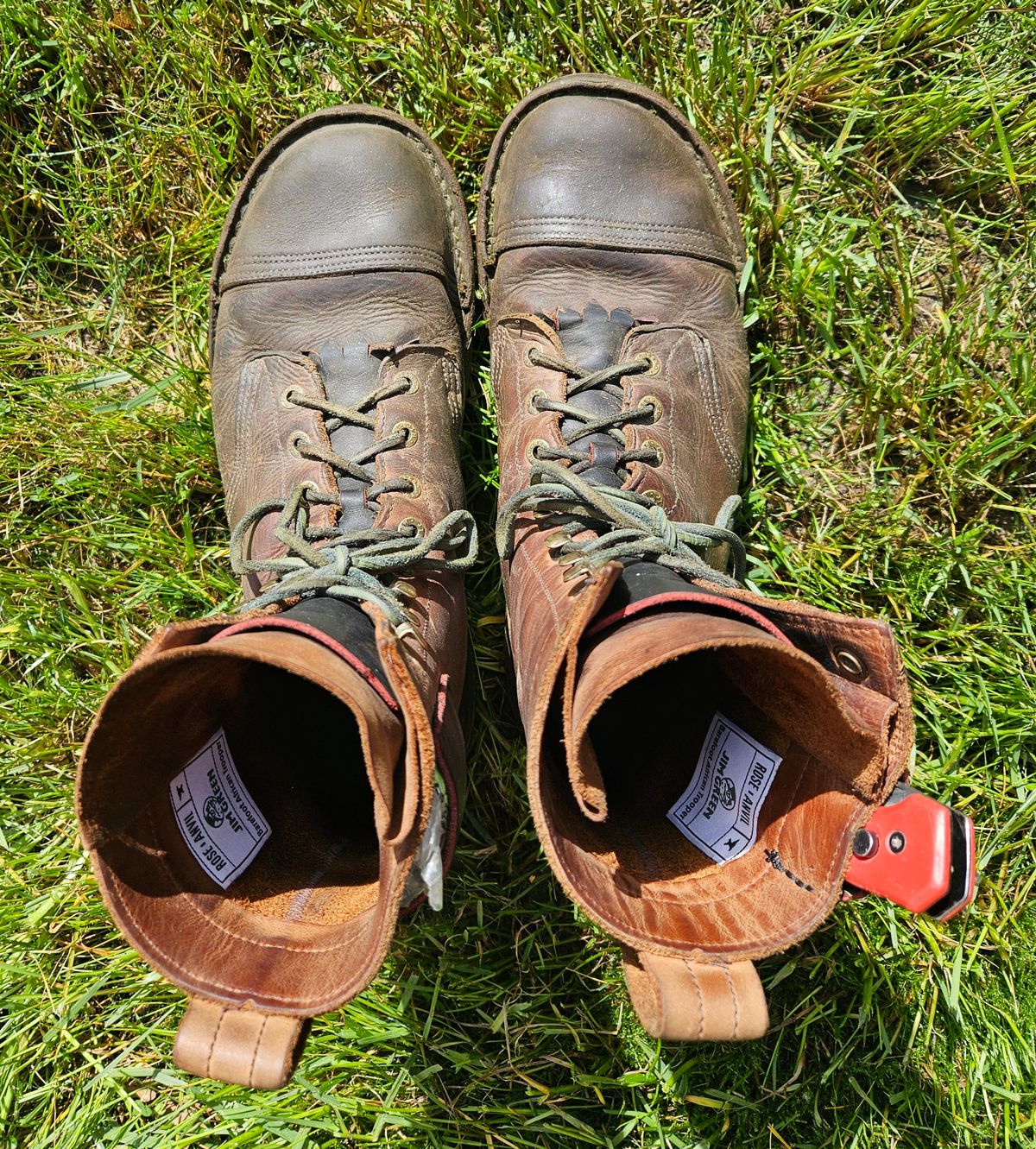 Photo by Mobius_Mustache on April 5, 2025 of the Jim Green African Ranger Barefoot Boot in Fudge Crazy Horse.