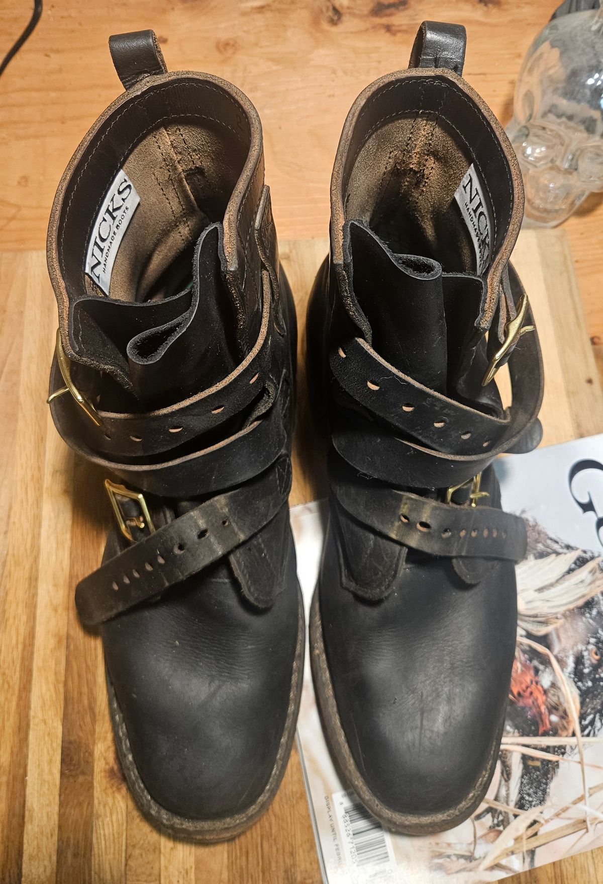 Photo by Mobius_Mustache on January 5, 2026 of the Nicks TankerPro in Horween Black Chromexcel.