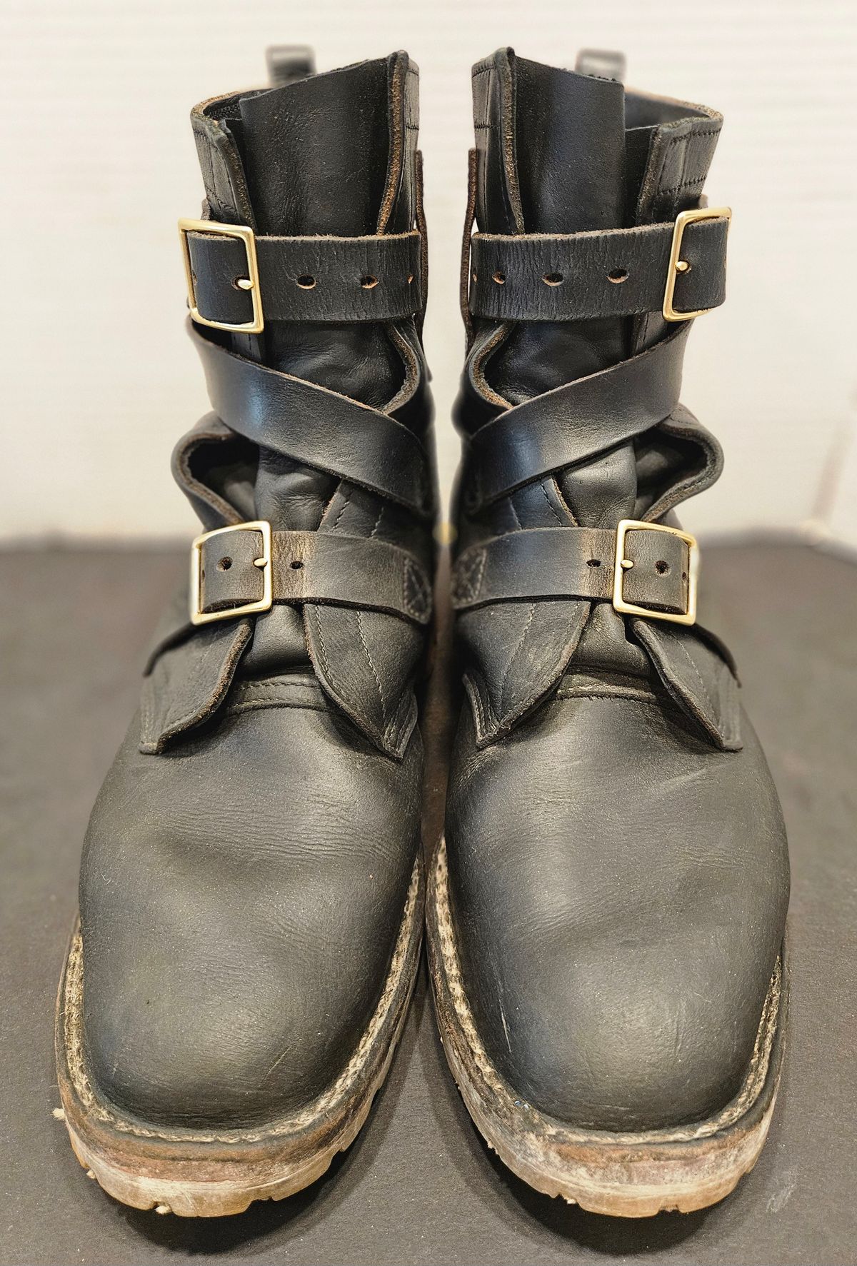 Photo by Mobius_Mustache on March 2, 2026 of the Nicks TankerPro in Horween Black Chromexcel.